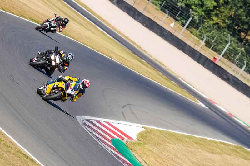 donington no limits trackday;donington park photographs;donington trackday photographs;no limits trackdays;peter wileman photography;trackday digital images;trackday photos